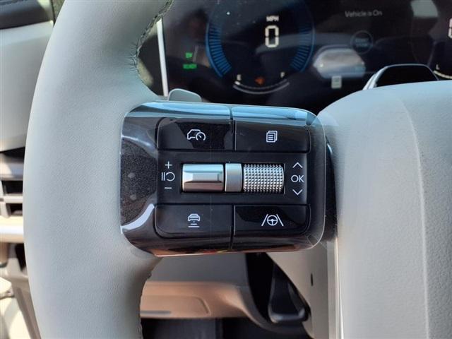 new 2025 Hyundai Santa Fe car, priced at $37,079