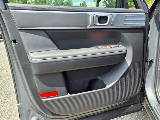 new 2025 Hyundai Santa Fe car, priced at $38,475