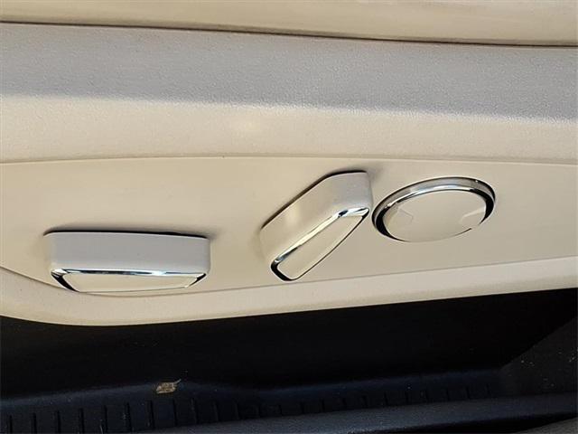 used 2019 Lincoln Nautilus car, priced at $19,602