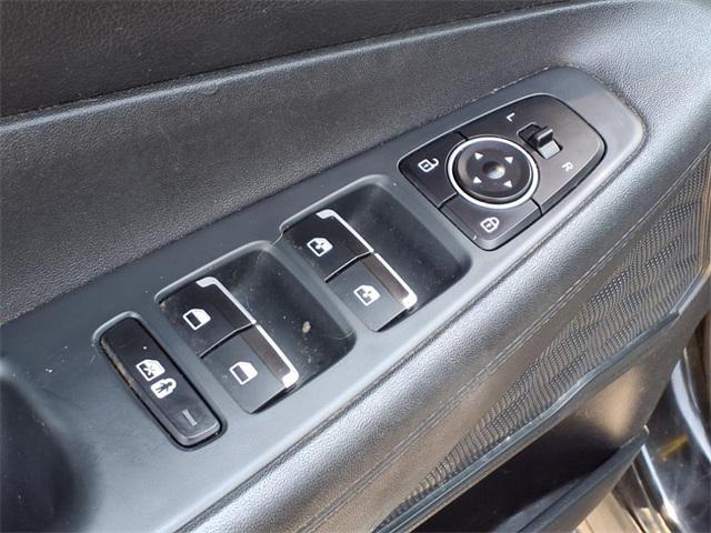 used 2022 Hyundai Santa Fe car, priced at $23,370