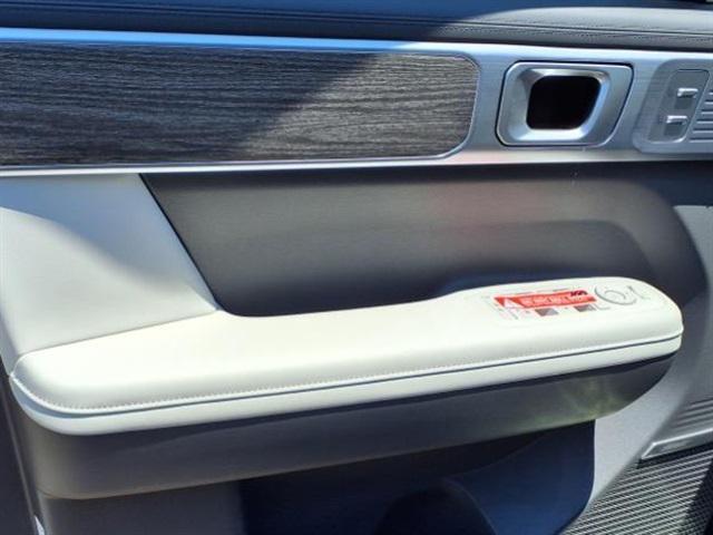 new 2026 Hyundai SANTA FE HEV car, priced at $49,020