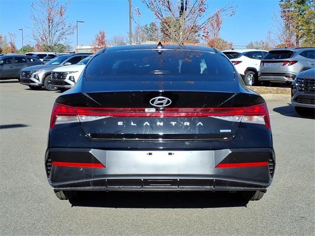 new 2025 Hyundai ELANTRA HEV car, priced at $28,785