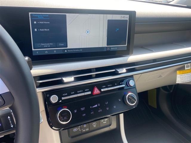 new 2025 Hyundai TUCSON Hybrid car