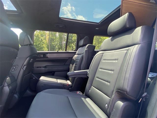 new 2025 Hyundai SANTA FE HEV car, priced at $47,196