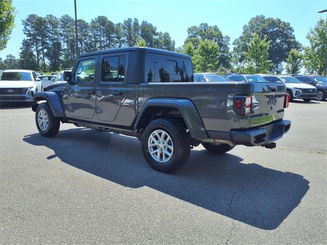 used 2023 Jeep Gladiator car, priced at $31,522