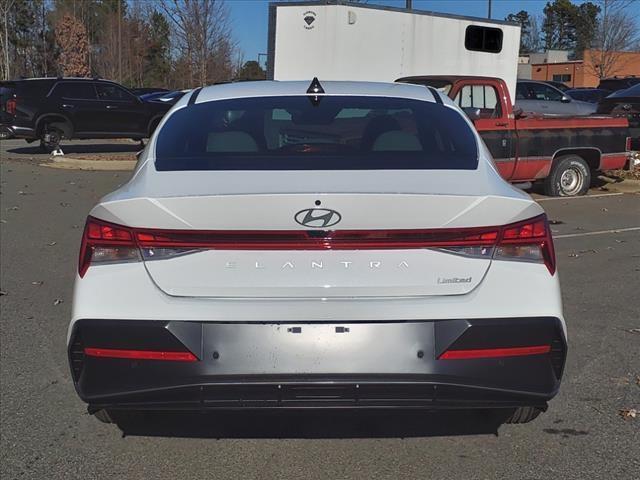 new 2024 Hyundai Elantra car, priced at $25,162