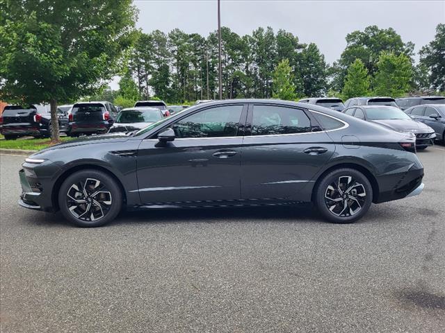 new 2024 Hyundai Sonata car, priced at $26,137