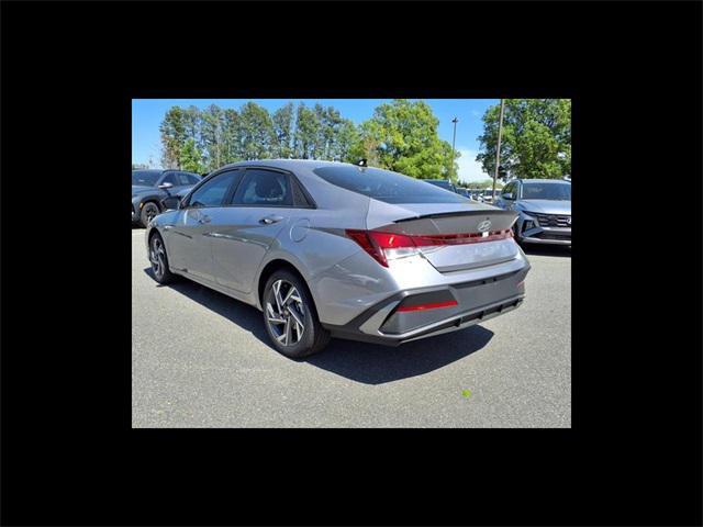 new 2025 Hyundai Elantra car, priced at $22,633