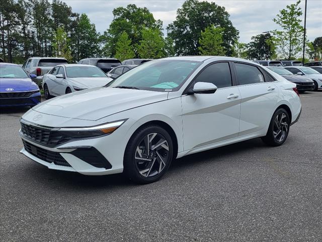 new 2024 Hyundai Elantra car, priced at $25,005