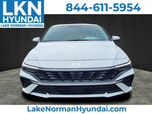 new 2024 Hyundai Elantra car, priced at $25,005