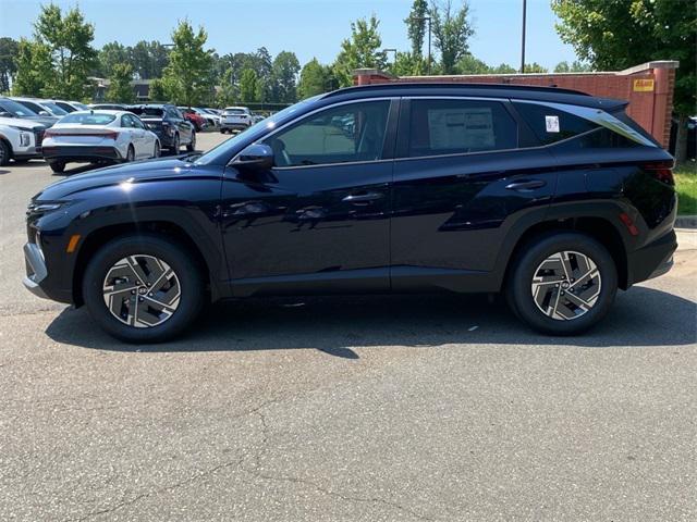 new 2025 Hyundai TUCSON Hybrid car, priced at $34,215