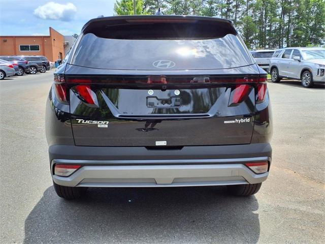 new 2025 Hyundai TUCSON Hybrid car, priced at $34,215