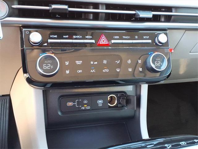 new 2026 Hyundai TUCSON Hybrid car, priced at $42,085