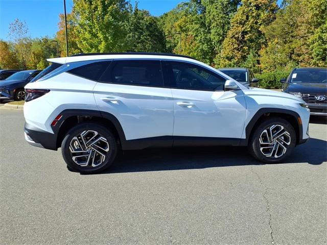 new 2026 Hyundai TUCSON Hybrid car, priced at $42,085