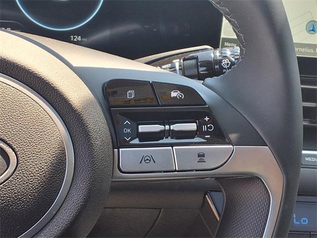 new 2025 Hyundai Elantra car, priced at $27,615