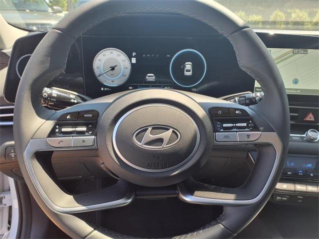 new 2025 Hyundai Elantra car, priced at $27,615