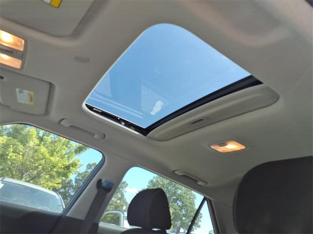 new 2025 Hyundai Venue car, priced at $24,240