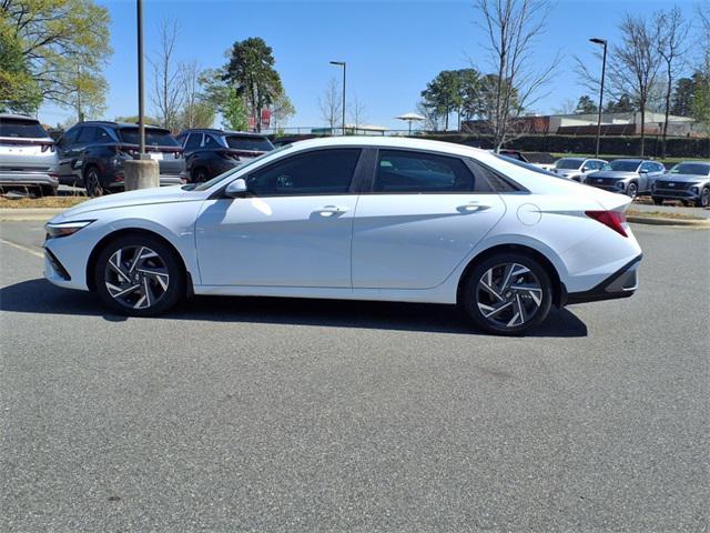 new 2025 Hyundai Elantra car, priced at $26,010