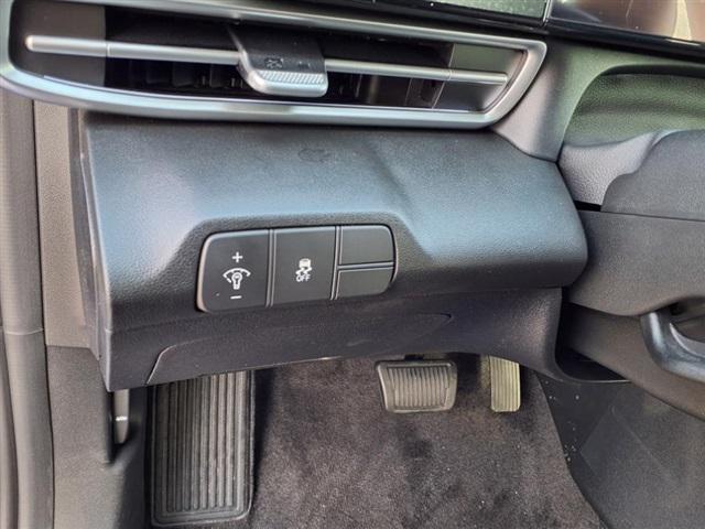 new 2025 Hyundai Elantra car, priced at $25,635