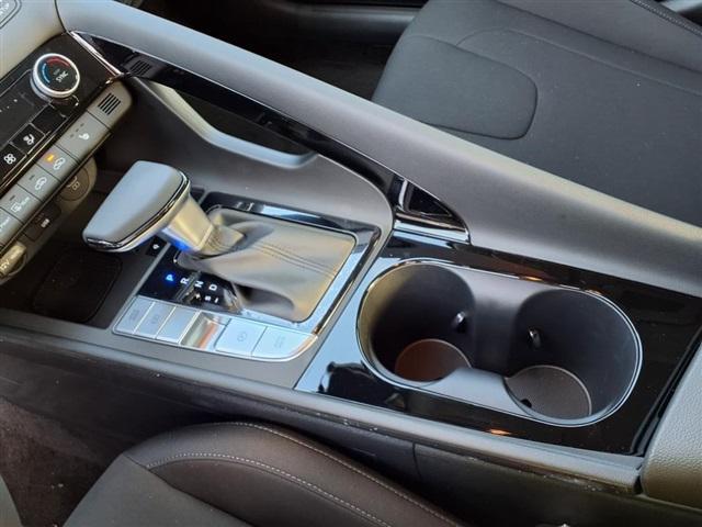 new 2025 Hyundai Elantra car, priced at $25,635
