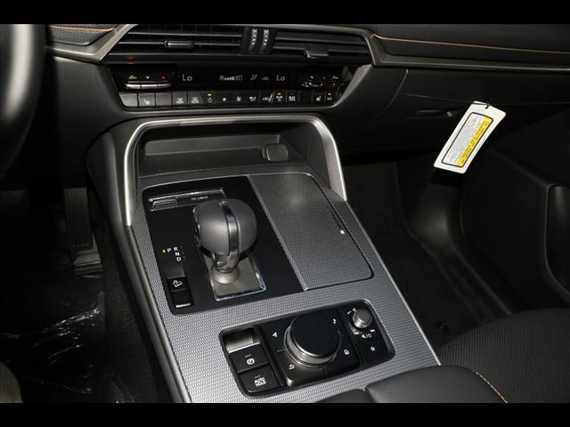 new 2025 Mazda CX-90 car, priced at $48,725