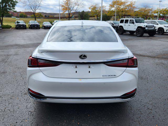 used 2025 Lexus ES 300h car, priced at $48,278
