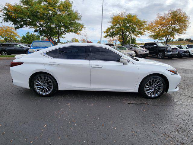 used 2025 Lexus ES 300h car, priced at $48,278