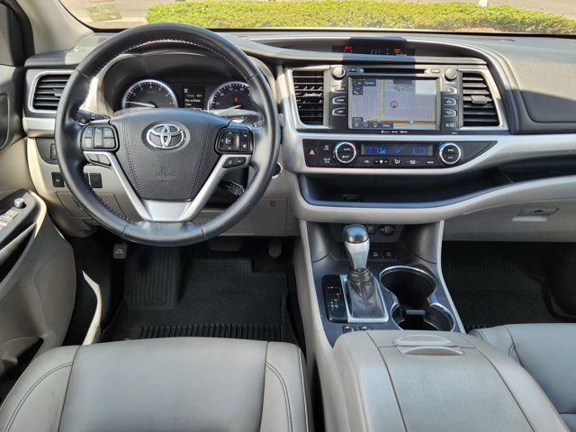 used 2018 Toyota Highlander car, priced at $23,899