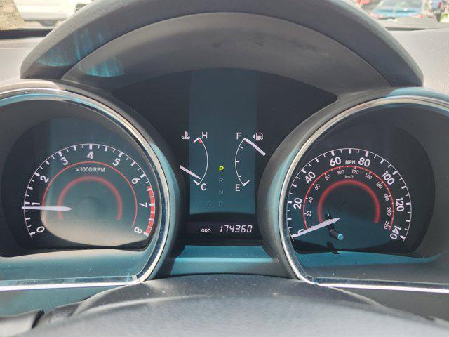used 2013 Toyota Highlander car, priced at $15,799