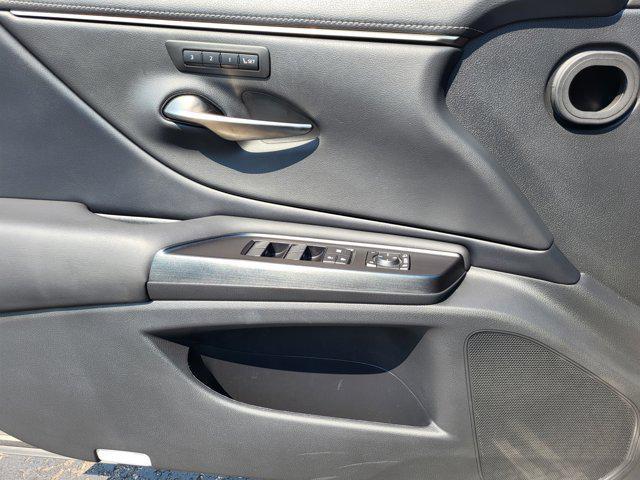 used 2020 Lexus ES 350 car, priced at $31,053