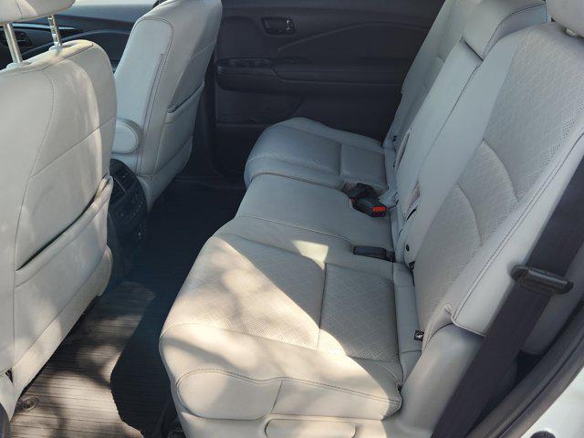 used 2022 Honda Passport car, priced at $33,385