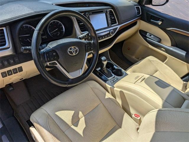 used 2019 Toyota Highlander car, priced at $32,699