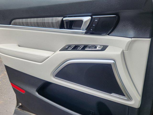 used 2023 Kia Telluride car, priced at $36,555