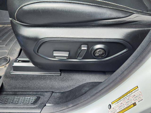 used 2022 Jeep Grand Cherokee car, priced at $31,370