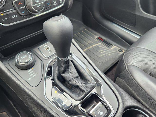 used 2019 Jeep Cherokee car, priced at $20,249