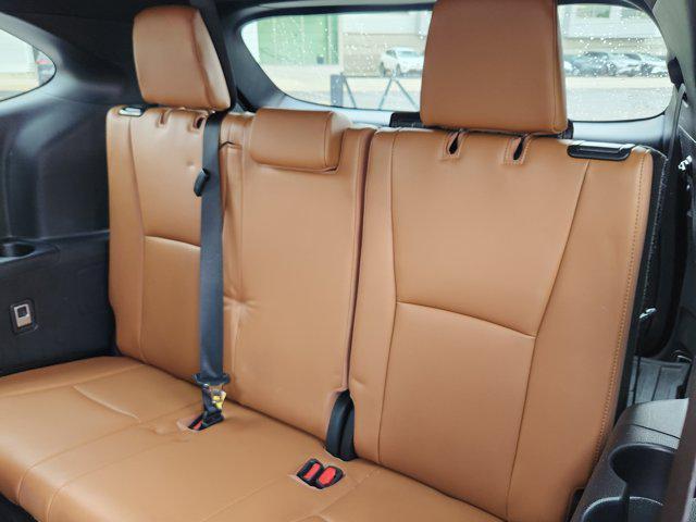 used 2020 Toyota Highlander car, priced at $41,399