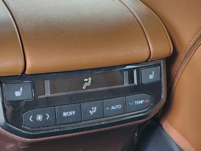 used 2020 Toyota Highlander car, priced at $41,399