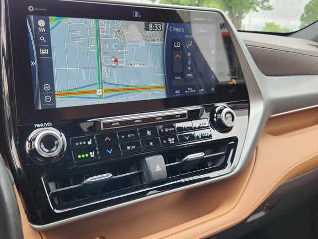 used 2020 Toyota Highlander car, priced at $41,399