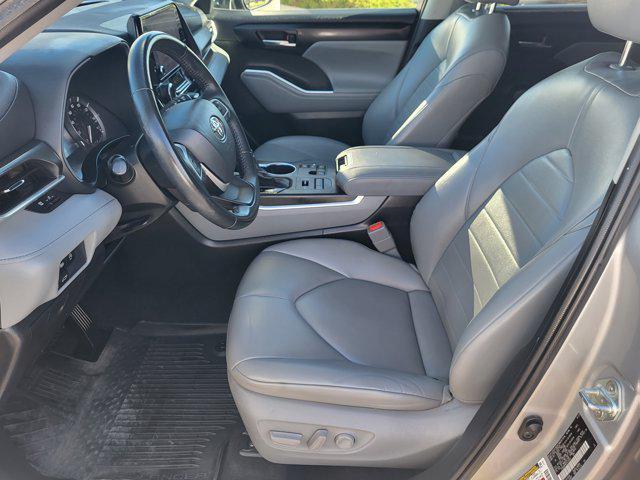 used 2023 Toyota Highlander car, priced at $37,307