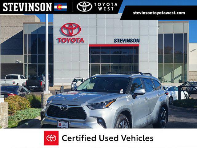 used 2023 Toyota Highlander car, priced at $37,307