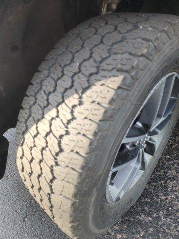 used 2017 Jeep Grand Cherokee car, priced at $18,274