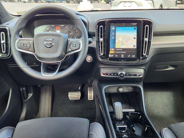 used 2022 Volvo XC40 car, priced at $33,219