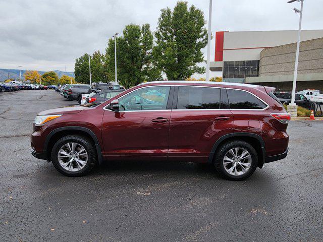 used 2014 Toyota Highlander car, priced at $16,599