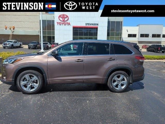 used 2018 Toyota Highlander car, priced at $30,900