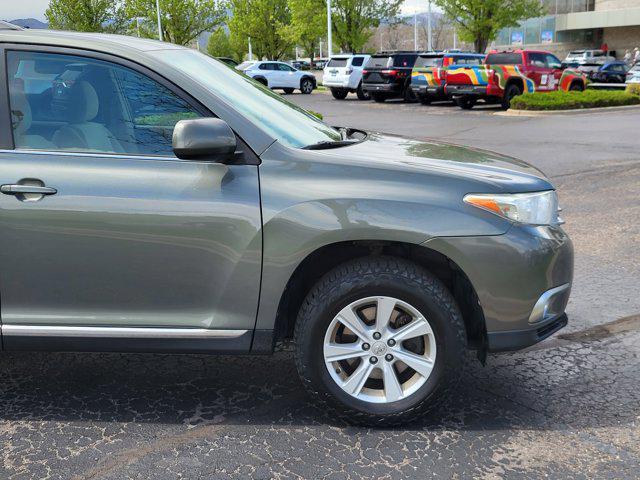 used 2011 Toyota Highlander car, priced at $10,499