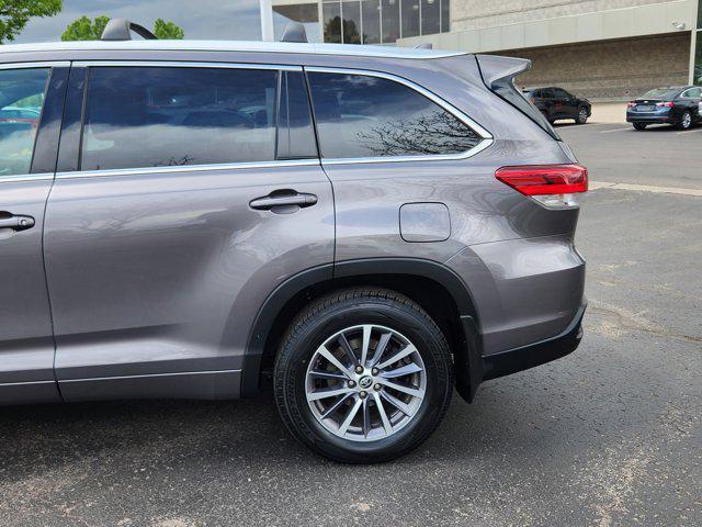 used 2018 Toyota Highlander car, priced at $26,999