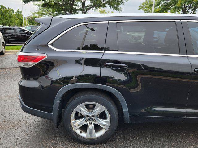 used 2016 Toyota Highlander car, priced at $23,809