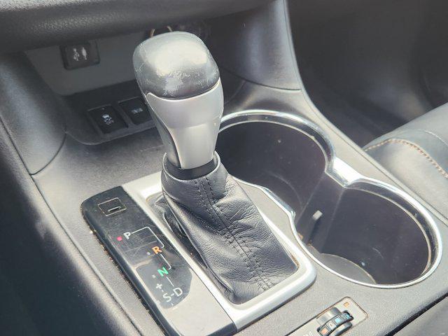 used 2016 Toyota Highlander car, priced at $23,809