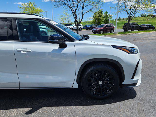 used 2023 Toyota Highlander car, priced at $44,698