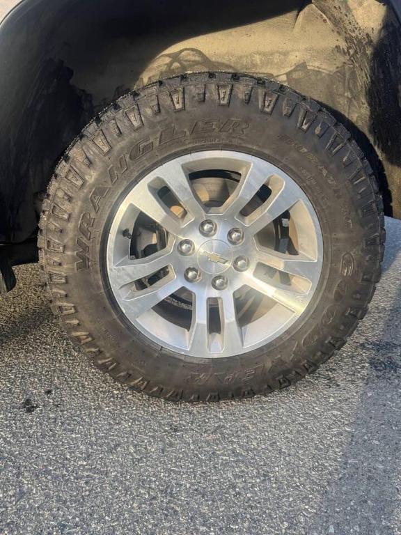 used 2017 Chevrolet Tahoe car, priced at $23,499